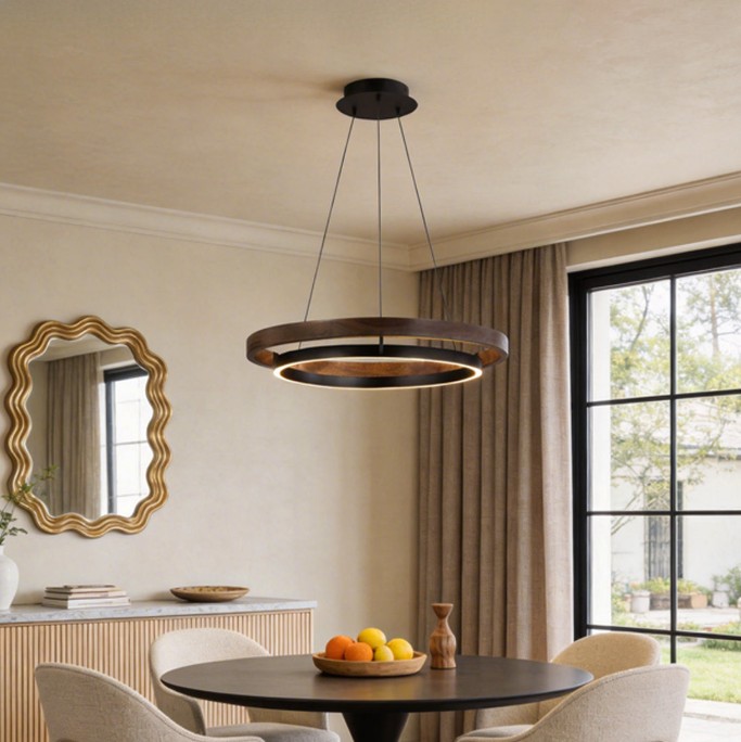 Linear or Wagon Wheel? How to Choose the Right Statement Chandelier for Your Space